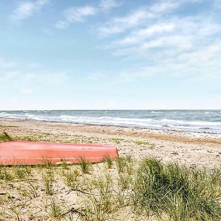 3 Bedroom Lovely In Semesterbostad Grenå