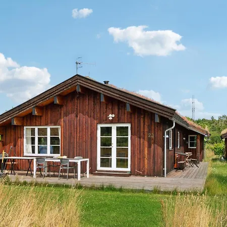 Дом отдыха 3 Bedroom Lovely In Грена