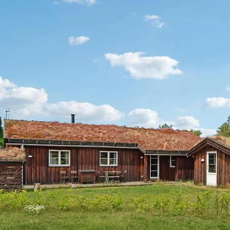 Semesterbostad 3 Bedroom Lovely In